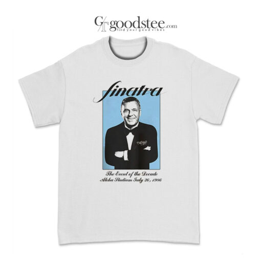 Hailey Baldwin Wearing Frank Sinatra T-Shirt