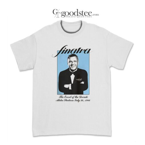 Hailey Baldwin Wearing Frank Sinatra T-Shirt